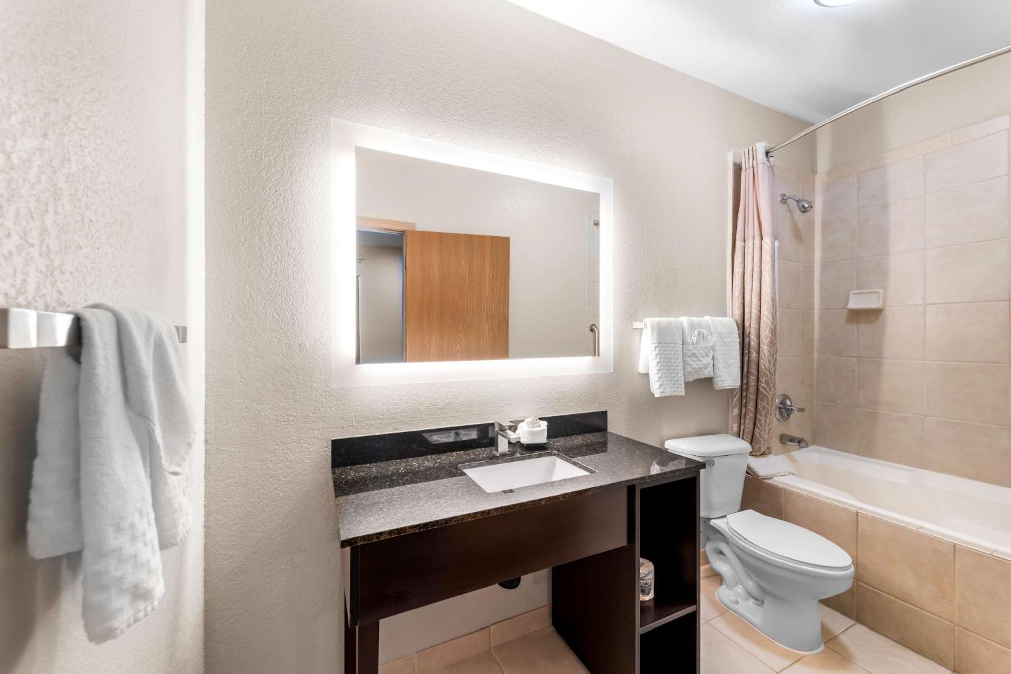 Calera Best Western Halito Inn מראה חיצוני תמונה